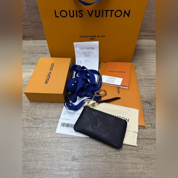 Louis Vuitton Black Monogram Key Pouch - Picture 1 of 9